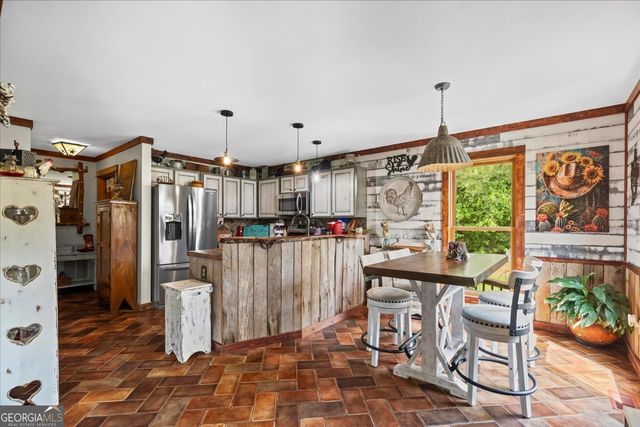 2388 River Bend Road SW, Plainville, GA 30733