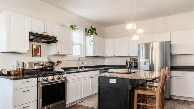 1953 Horns Hill Road NE, Newark, OH 43055