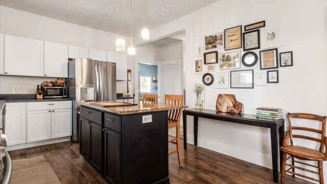 1953 Horns Hill Road NE, Newark, OH 43055