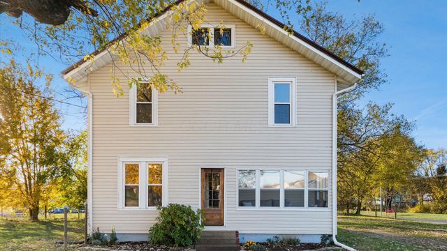 1953 Horns Hill Road NE, Newark, OH 43055