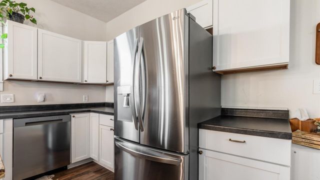 1953 Horns Hill Road NE, Newark, OH 43055