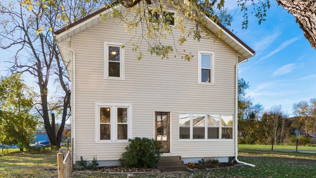 1953 Horns Hill Road NE, Newark, OH 43055