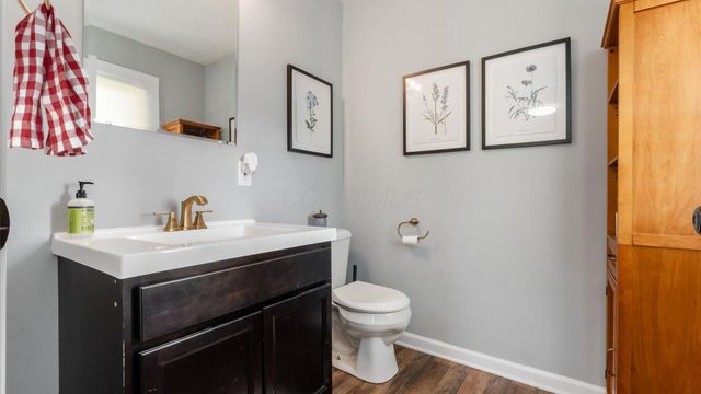 1953 Horns Hill Road NE, Newark, OH 43055