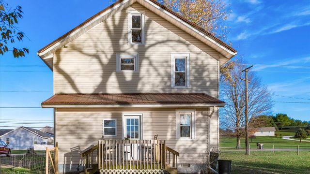 1953 Horns Hill Road NE, Newark, OH 43055