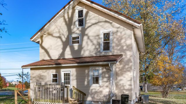 1953 Horns Hill Road NE, Newark, OH 43055