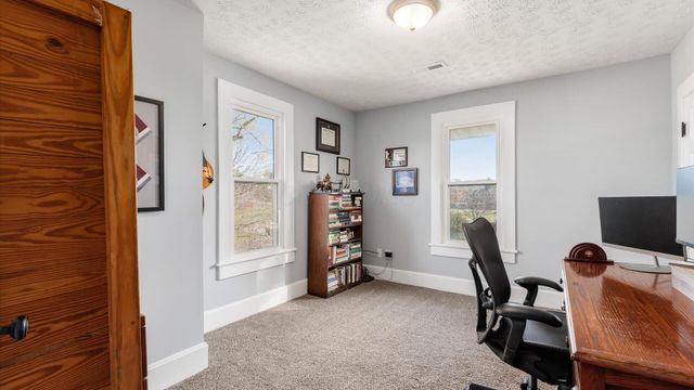 1953 Horns Hill Road NE, Newark, OH 43055