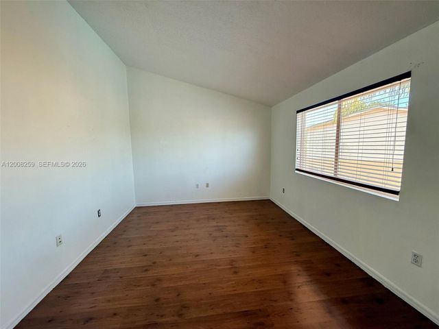 6235 SW Kendale Lakes Cir 239, Miami, FL 33183