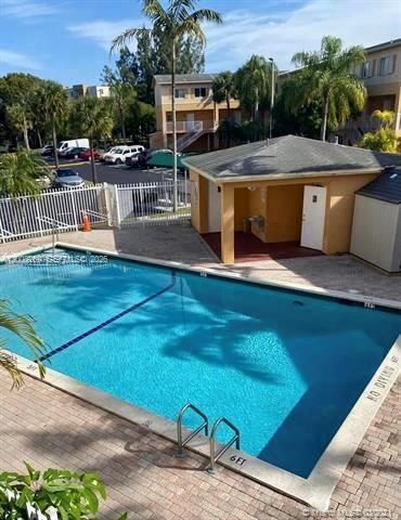 6235 SW Kendale Lakes Cir 239, Miami, FL 33183