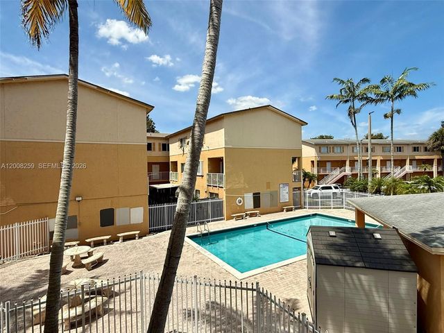 6235 SW Kendale Lakes Cir 239, Miami, FL 33183