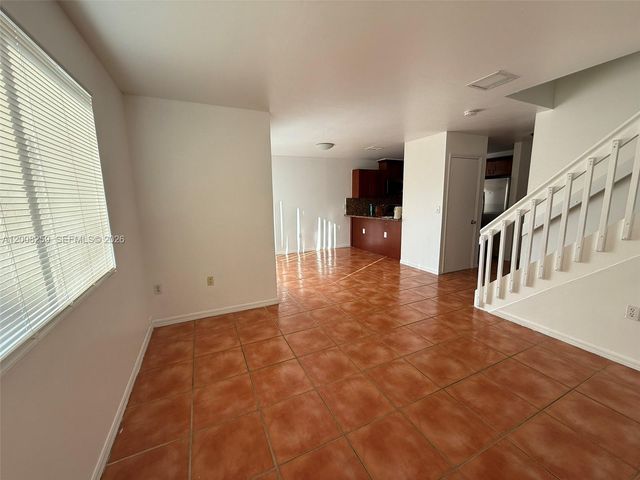 6235 SW Kendale Lakes Cir 239, Miami, FL 33183