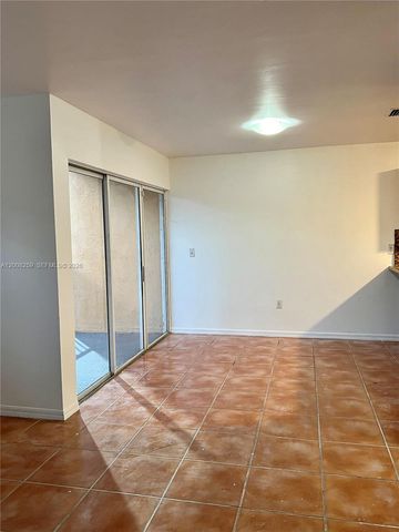 6235 SW Kendale Lakes Cir 239, Miami, FL 33183