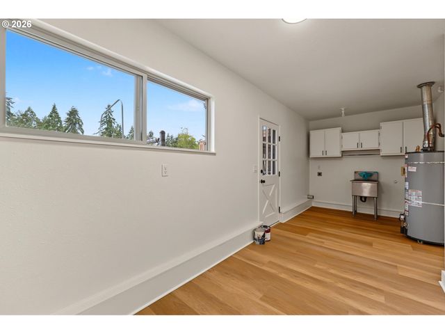 17610 Se SUNNYSIDE Rd, Damascus, OR 97089