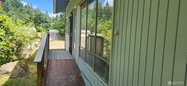 2447 Erlands Point Road NW, Bremerton, WA 98312