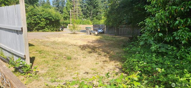 2447 Erlands Point Road NW, Bremerton, WA 98312