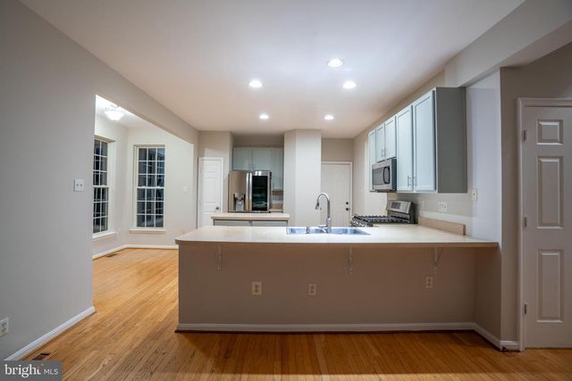 11424 NEELSVILLE CHURCH RD, Germantown, MD 20876