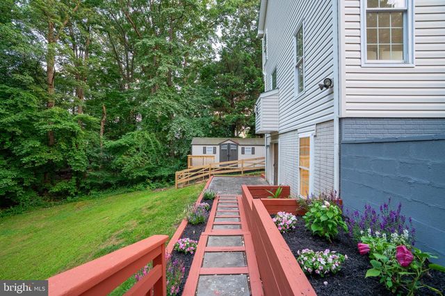 11424 NEELSVILLE CHURCH RD, Germantown, MD 20876