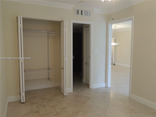 3101 N Country Club Drive 107, Aventura, FL 33180