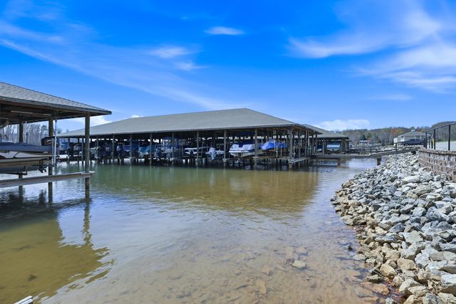 1245 Graves Harbor TRL 2101, Huddleston, VA 24104