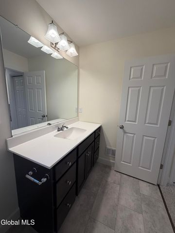 1B Lavender Way, Malta, NY 12019