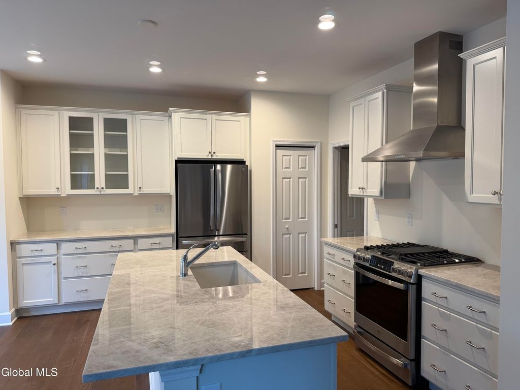 1B Lavender Way, Malta, NY 12019
