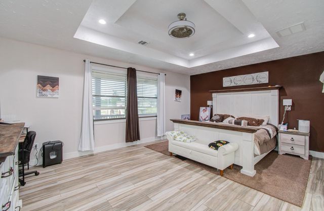 126 Road 5210, Cleveland, TX 77327