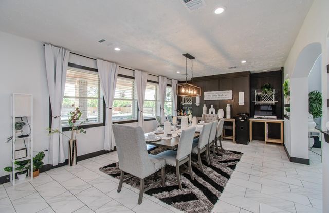 126 Road 5210, Cleveland, TX 77327