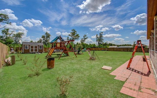 126 Road 5210, Cleveland, TX 77327