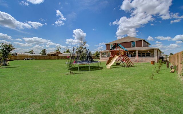 126 Road 5210, Cleveland, TX 77327