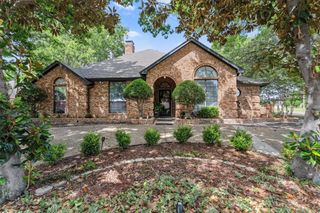 4929 Saint James Court, Mesquite, TX 75150