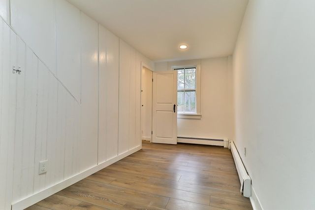 194 Main St, Dennis, MA 02638