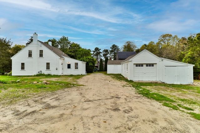 194 Main St, Dennis, MA 02638