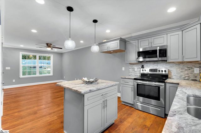 308 Burgess School Road, Pelzer, SC 29669