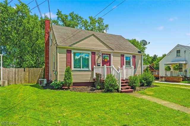 222 Genoa Avenue SW, Massillon, OH 44646