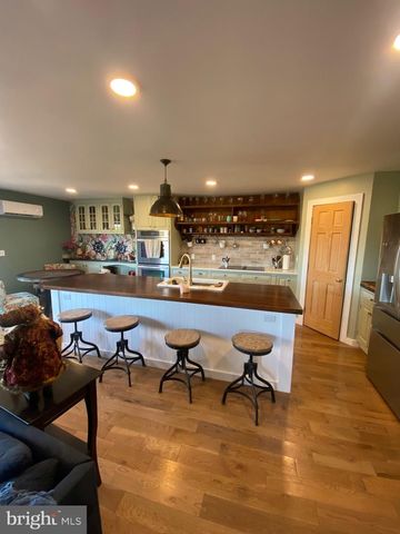 101 BEACHSIDE DR, Stevensville, MD 21666