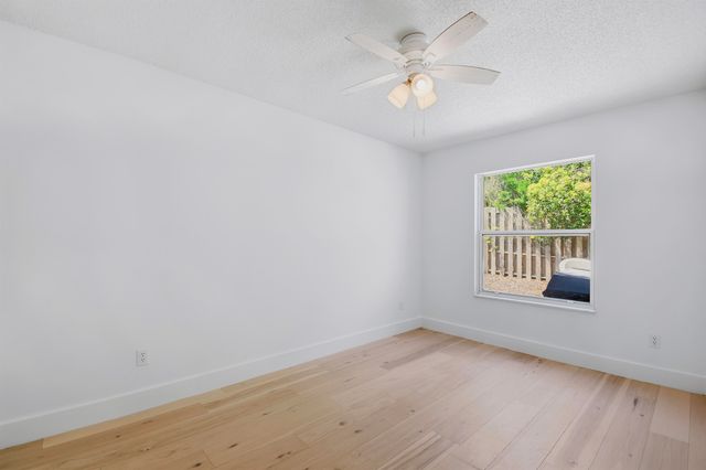19 Lockhart Ln, St Augustine, FL 32080