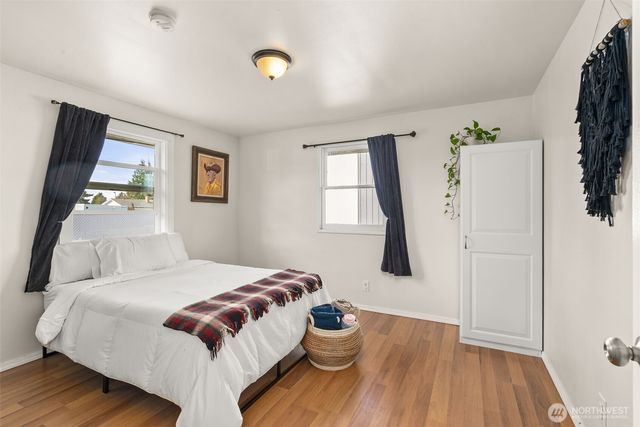 120 Tacoma Avenue NW, Orting, WA 98360