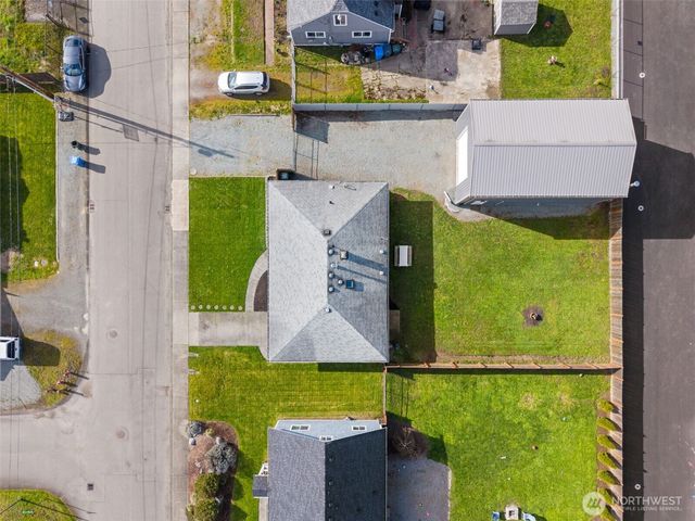 120 Tacoma Avenue NW, Orting, WA 98360