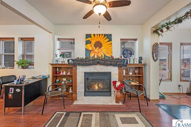 1023 S Front Street, Mankato, MN 55001