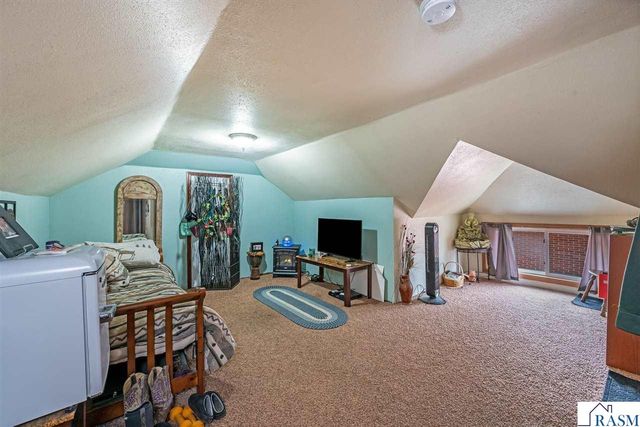 1023 S Front Street, Mankato, MN 55001