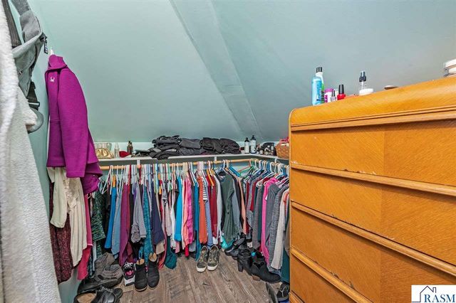 1023 S Front Street, Mankato, MN 55001