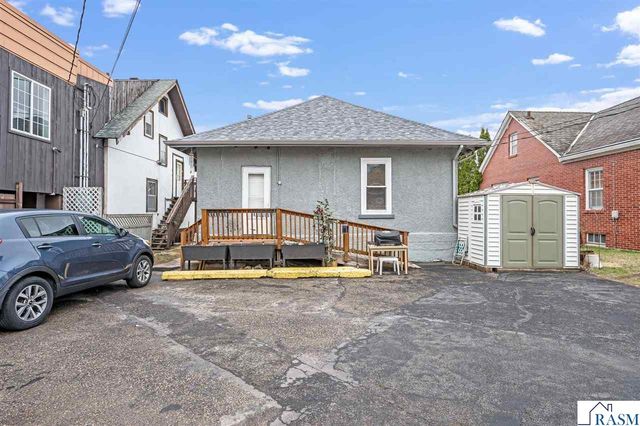1023 S Front Street, Mankato, MN 55001