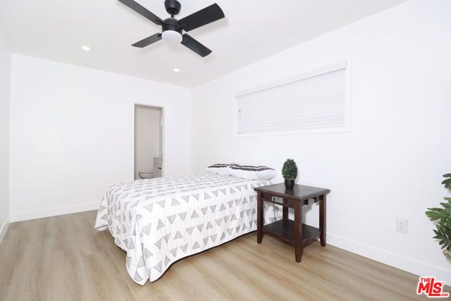 11125 S Osage Avenue, Inglewood, CA 90304