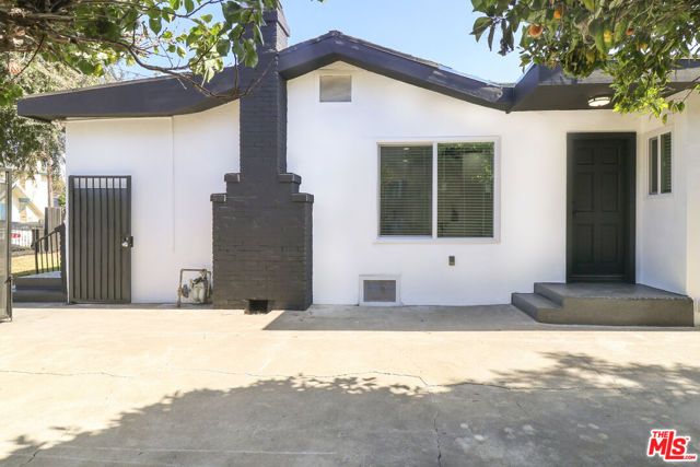 11125 S Osage Avenue, Inglewood, CA 90304