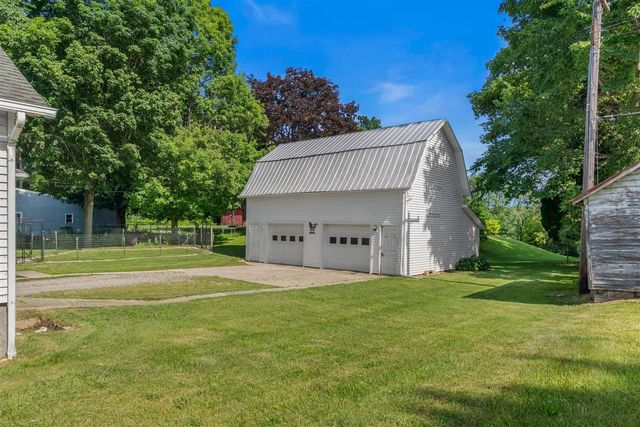 5388 Beecher Road, Osseo, MI 49266