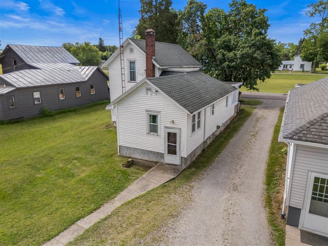 5388 Beecher Road, Osseo, MI 49266