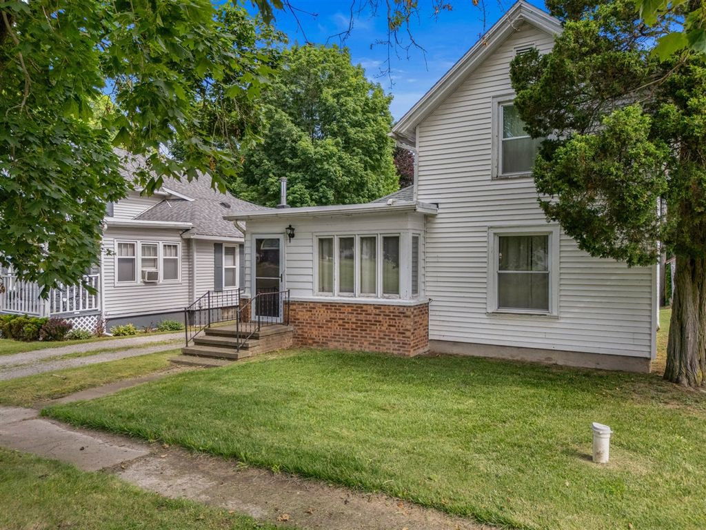 5388 Beecher Road, Osseo, MI 49266