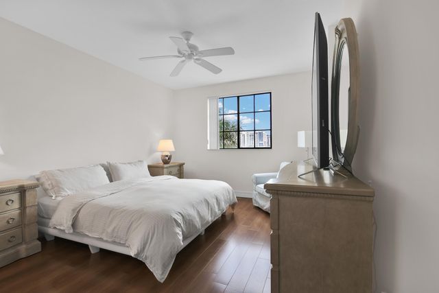 233 S Federal Highway 421, Boca Raton, FL 33432