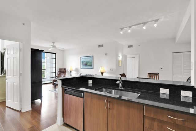 233 S Federal Highway 421, Boca Raton, FL 33432