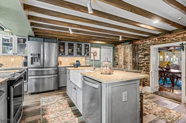 96 Denow Rd, Lawrence Twp., NJ 08648