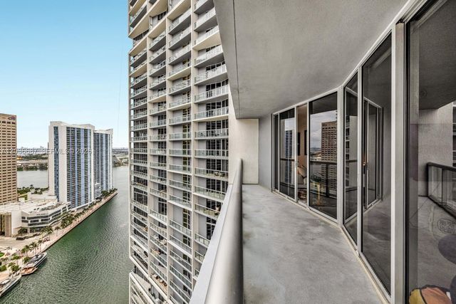 475 Brickell Ave 3214, Miami, FL 33131